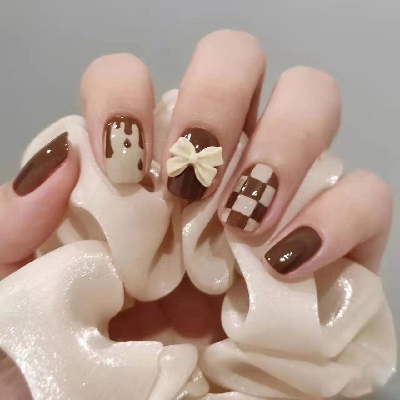 【蜜雪儿】ins网红手工欧美辣妹甜棋盘格子穿戴甲美甲成品手工甲