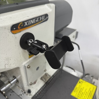 缝纫机直播手机支架防震强力磁铁支架懒人手机夹裁缝机手机固定架