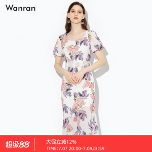 2025夏季新款优雅浪漫印花裙气质方领复古灯笼袖修身荷叶摆连衣裙