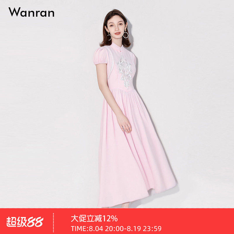2026年夏季新款优雅新中式蕾丝花边装饰收腰大摆粉色长款连衣裙