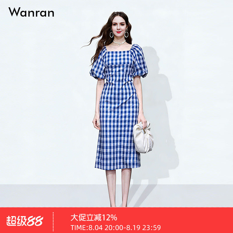 夏季女装2026新款气质蓝白格纹泡泡袖修身收腰显瘦连衣裙长裙