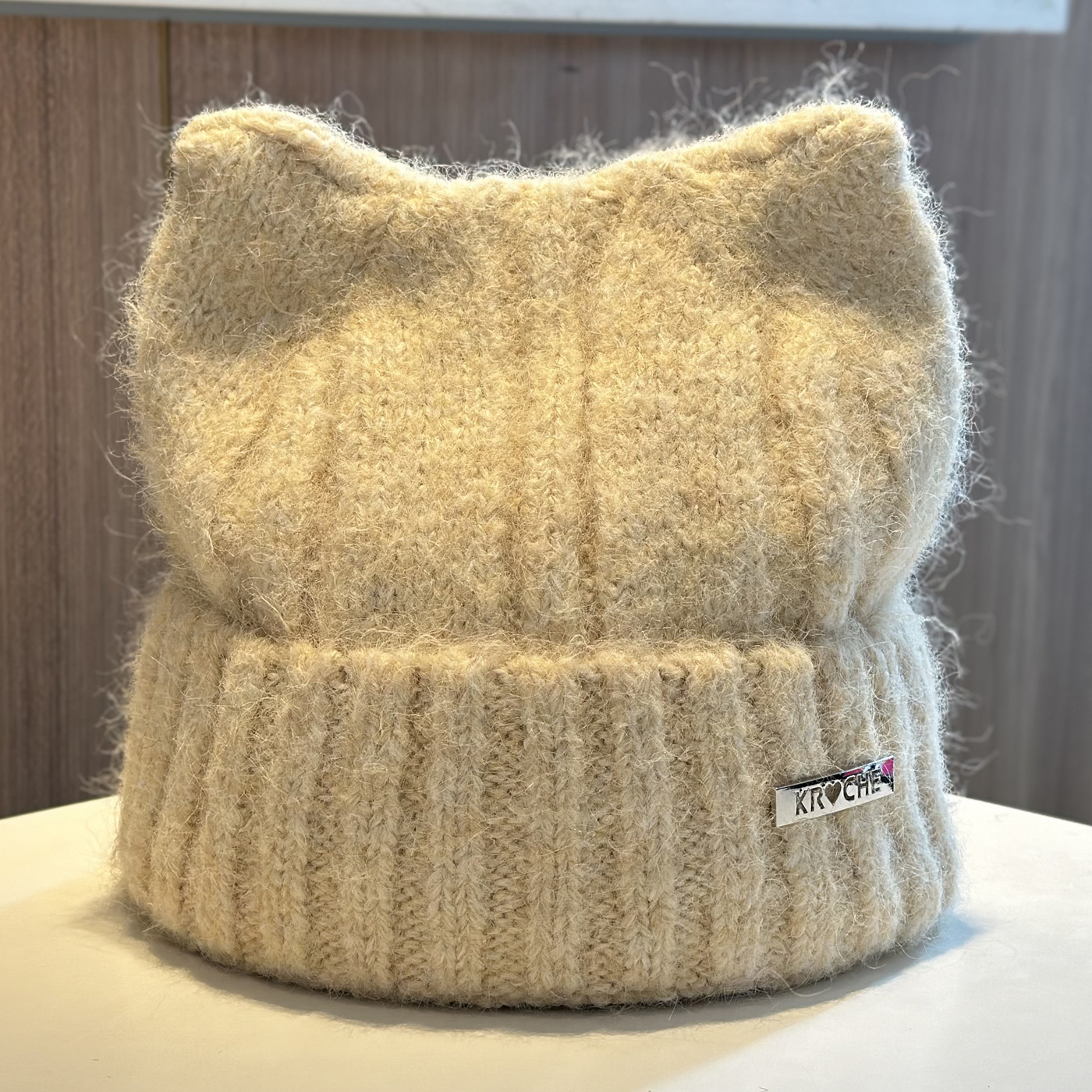 新款可爱铁标简约猫耳朵针织帽子