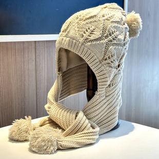 2025新款针织护耳帽子女秋冬保暖毛球流苏套头帽防寒护脖毛线帽
