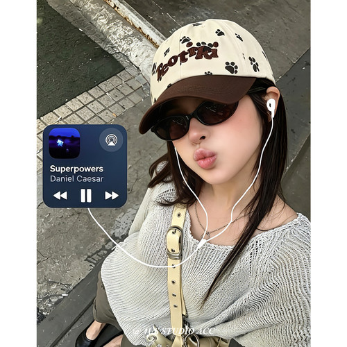 ig博主同款小狗脚印撞色棒球帽
