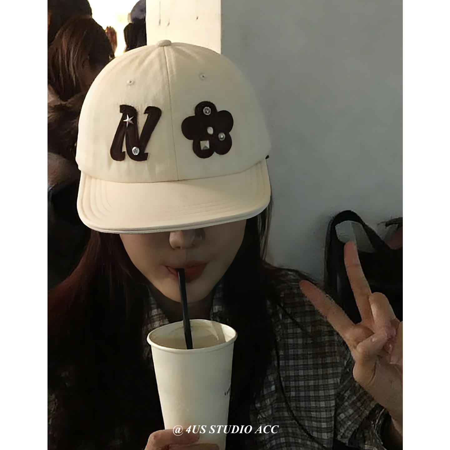 韩国小众铆钉花朵装饰短檐棒球帽女春夏季百搭可爱鸭舌帽显脸小潮