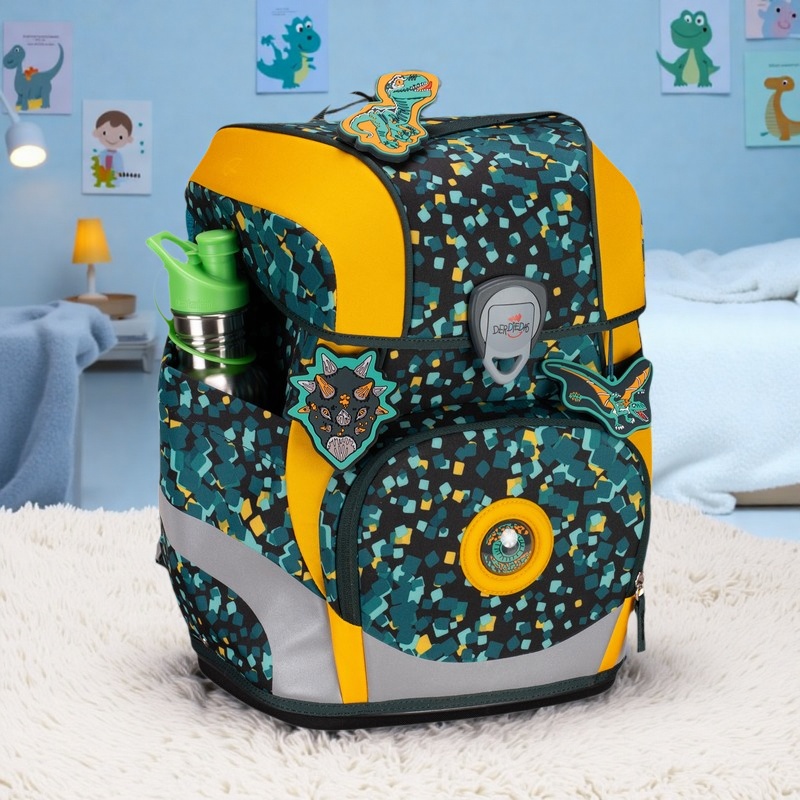 26新款！超轻900克起德国书包