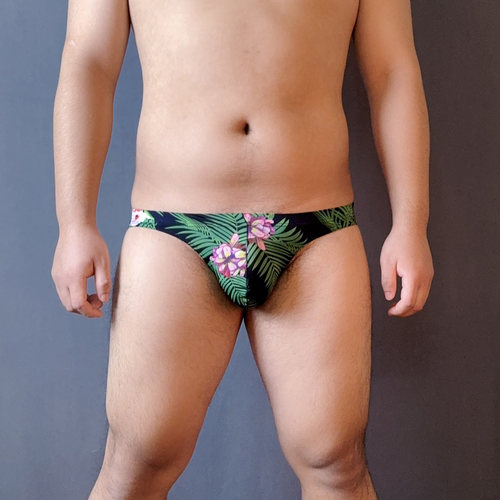 男士冰丝小三角裤低腰透气舒适潮