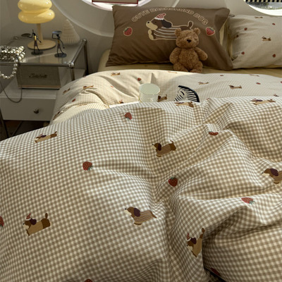 ins风卡通草莓小狗床上四件套