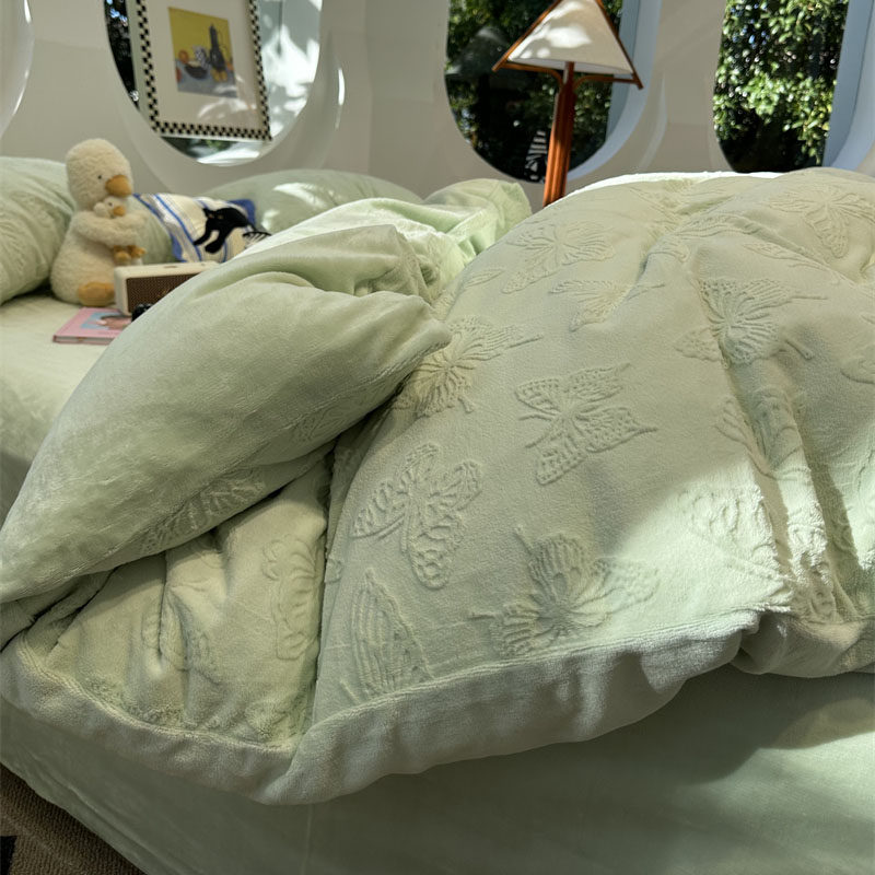 雕花绒文艺蝴蝶绿珊瑚绒四件套