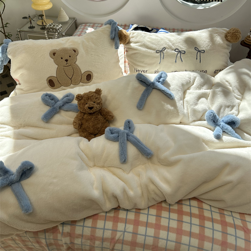 兔兔绒立体蝴蝶结白色四件套珊