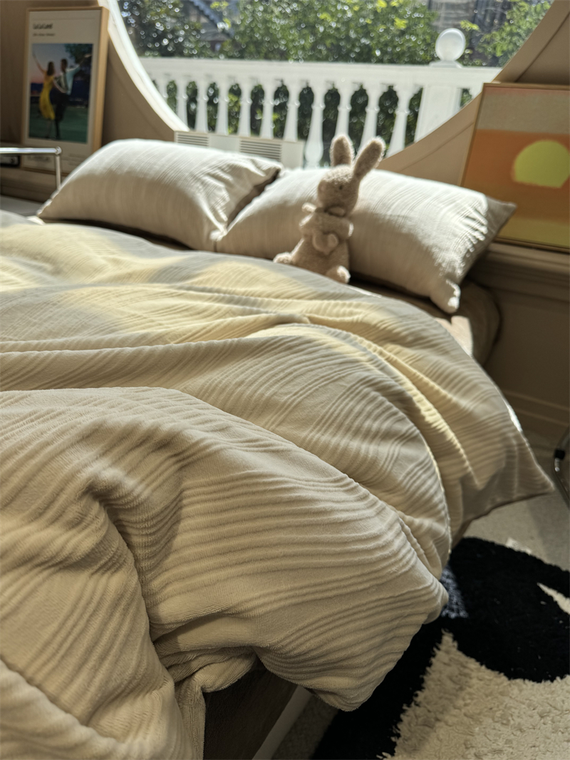 美拉德浅咖加厚雕花绒曲线四件套