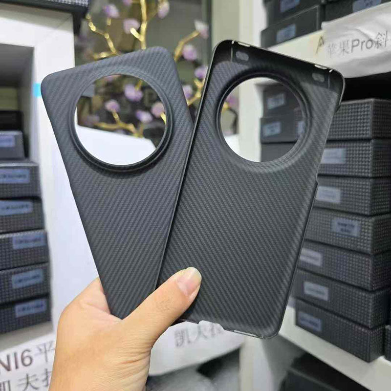 适用华为Mate 80 Pro Max凯夫拉碳纤维手机壳Mate80防摔防刮超薄芳纶保护套