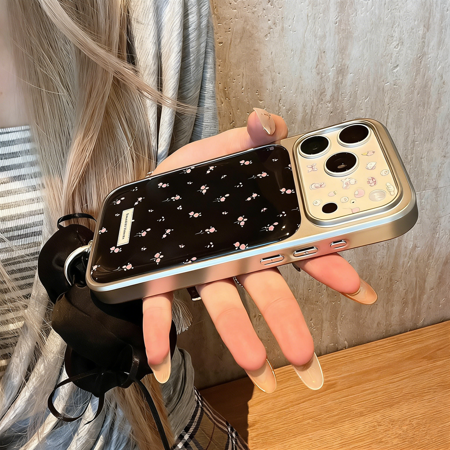 酷图适用苹果17promax手机壳新款ins黑底粉色碎花16pro保护套女款13带挂绳14pm全包防摔15巨好看爆款17高级感,3C数码配件,手机保护套/壳,淘宝优惠券,粉丝福利购,淘宝优惠卷