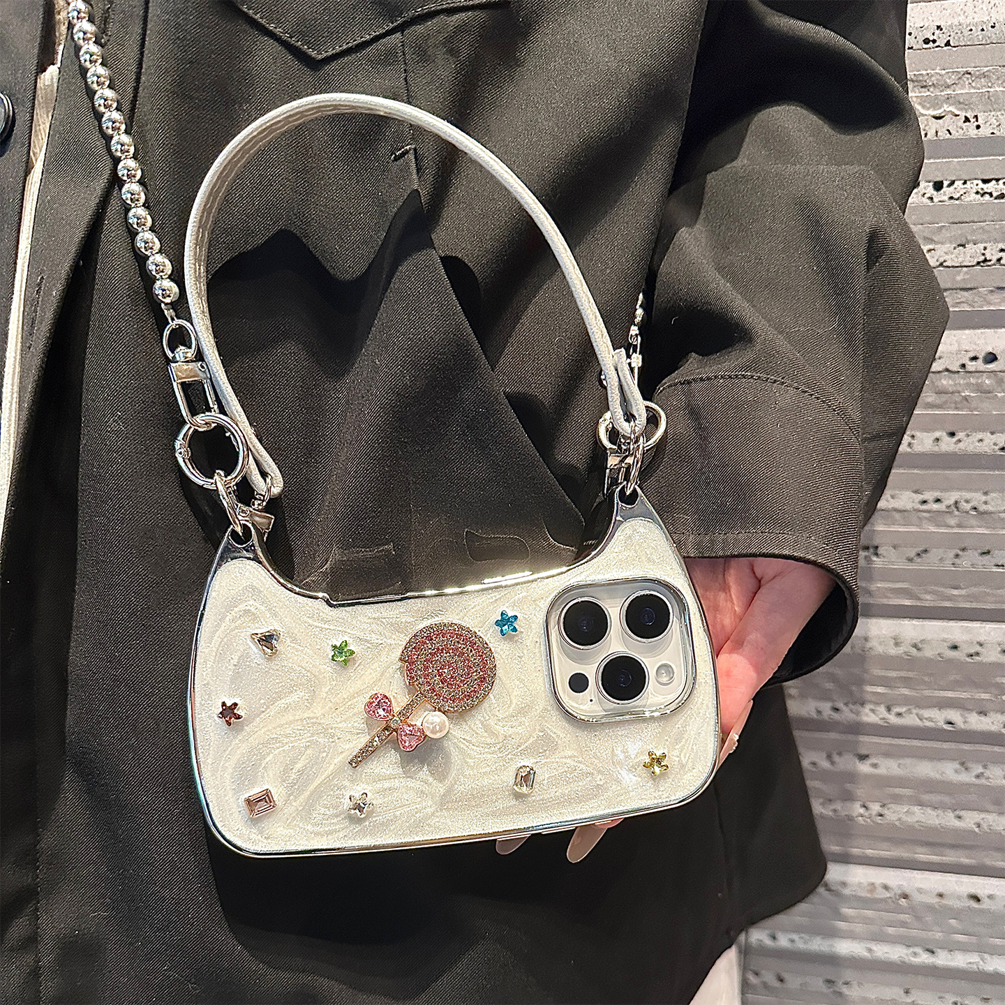 适用苹果16promax手机壳新款iphone15pro保护套13创意闪粉立体星星棒棒糖14pro小众超好看16带斜挎挂绳15女款