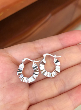 通体足银990带证书波浪感女式简约圆形耳扣