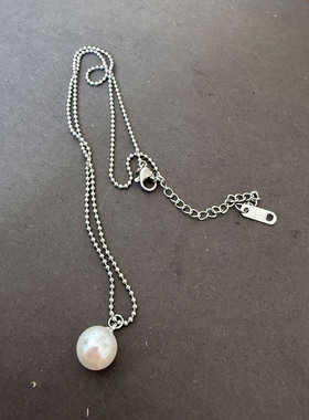 时尚珍珠吊坠金属项链女百搭球链钛钢简约款