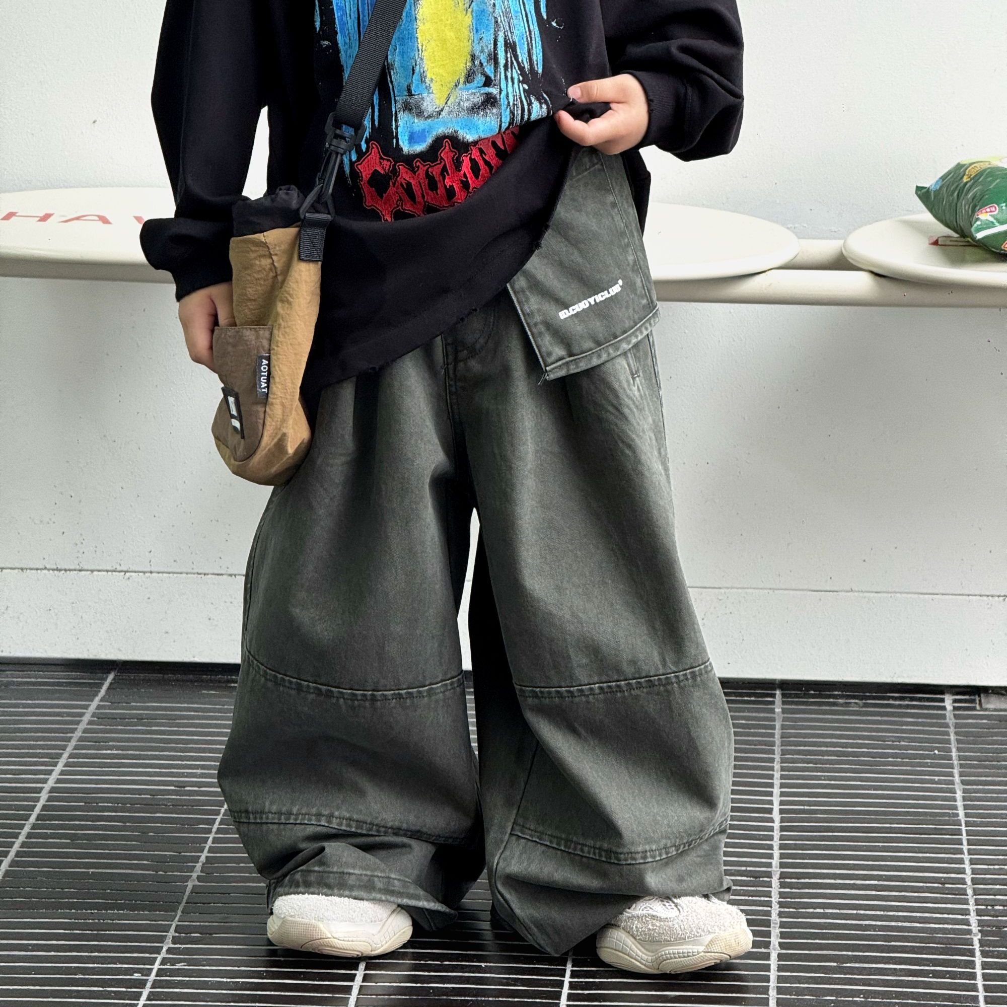 萌萌哒童装 秋季新款儿童韩系工装直筒裤男童洋气屁帘休闲裤潮牌图片