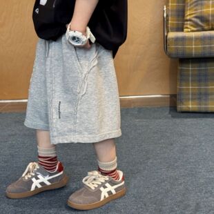 萌萌哒童装 2026夏季新款男童休闲短裤儿童韩版宽松灰色中裤潮