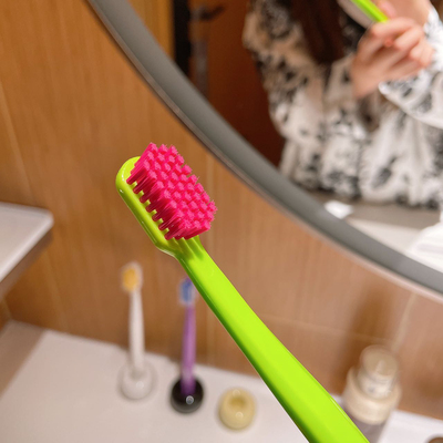 成人软毛牙刷独立包装家装混色