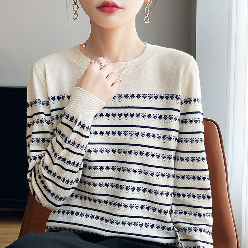 特价处理！2025圆领条纹针织衫女秋冬内搭时尚洋气复古提花毛衣,女装/女士精品,毛针织衫,淘宝优惠券,粉丝福利购,淘宝优惠卷