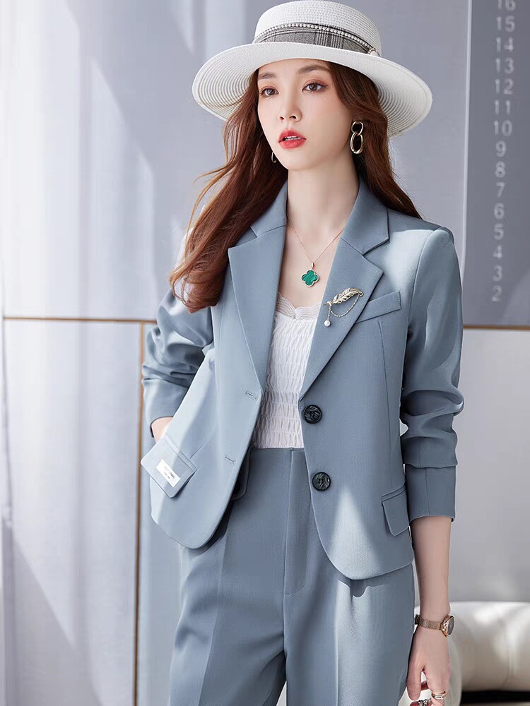 2023春装新款蓝色小西装外套女高级感气质小个子短款职业西服套装