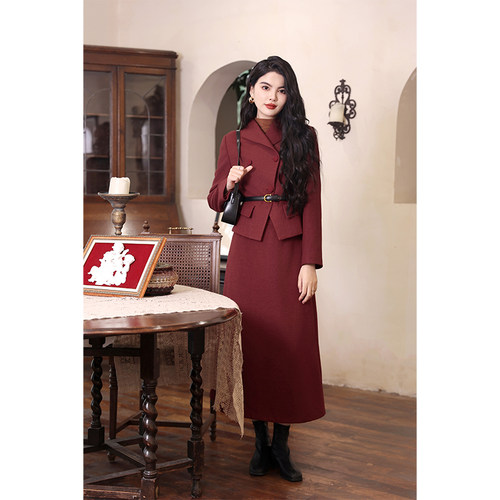 摩登影像~港风复古名媛气质红色通勤减龄女装成套搭配套装两件套