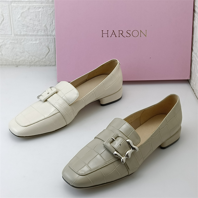 哈森品牌女鞋正品撤柜断码处