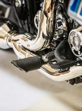 哈雷改装大熊中置脚踏套件离合刹车BAGGER旅行公路路王街道滑翔