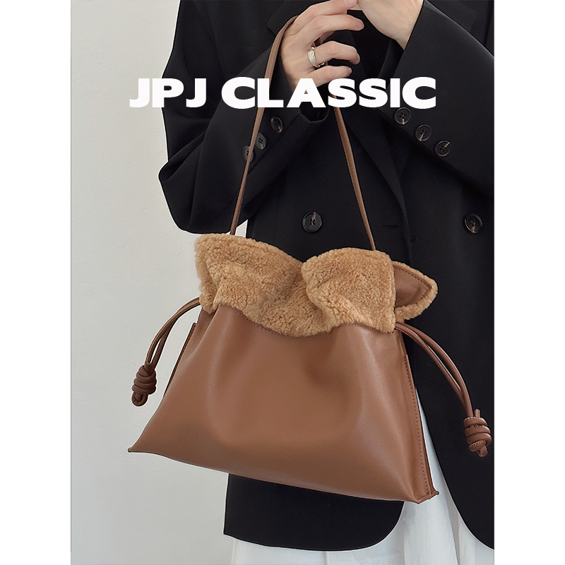 jpj牛皮福袋包褶皱可爱云朵包