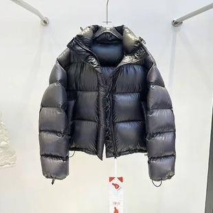 90白鸭绒新国标女羽绒服新款 面包羽绒外套上衣 连帽抗寒防水亮面款