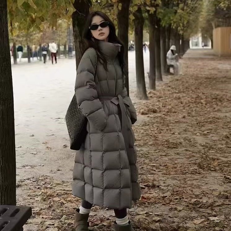 95白鸭绒女羽绒服过膝收腰长款立领保暖袄子腰带纯色防寒泡芙外套