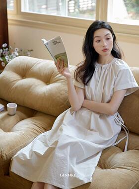 GINNKEE法式优雅飞飞袖V领短袖长款轻薄系带收腰连衣裙女夏衬衫裙
