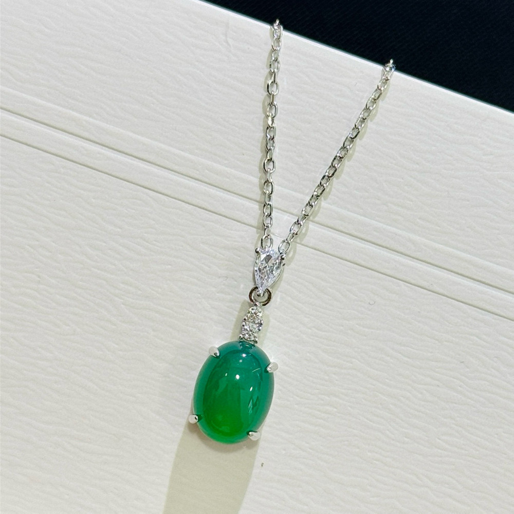 S925银新中式冰种荧光绿玉髓项链吊坠向前高碳钻精工高级感锁骨链