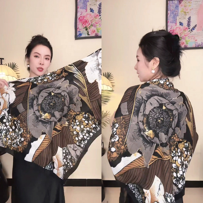 花丛豹纹130*130大方巾丝巾女