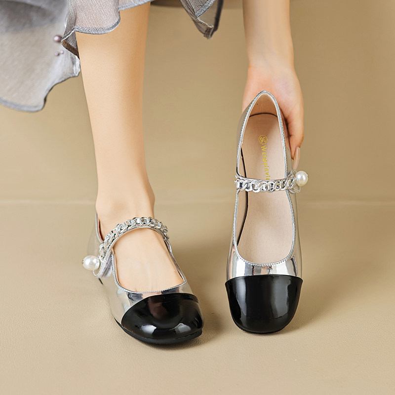 真皮蒂尼登单鞋女平底