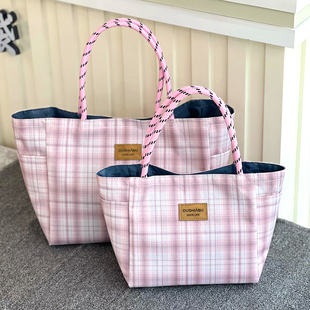 2025新款韩版经典格纹大容量女款托特包超火网红妈咪包夏季手提包