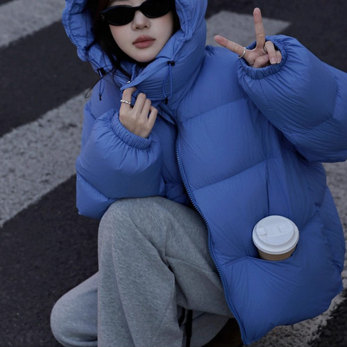 轻盈泡芙90白鸭绒短款羽绒服女