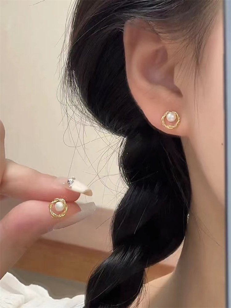 珍珠耳钉轻奢高级精致小圆圈耳环