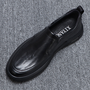 休闲皮鞋男款真皮百搭黑色套脚平底鞋2026新款一脚蹬软底爸爸鞋子