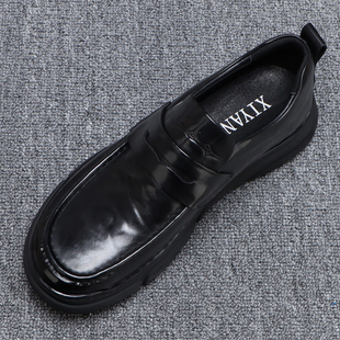 真皮男鞋头层牛皮软底不累脚轻便休闲皮鞋男款平底黑色商务爸爸鞋