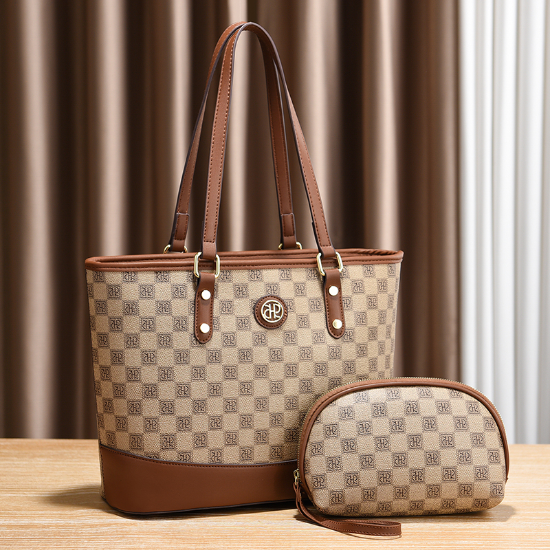 狮岭包包2025原产地工厂店新款白沟女软皮手提高级感斜挎包子母包