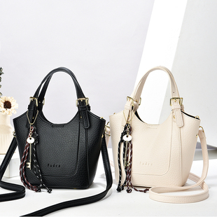女土包 斜挎包小包包女2025个性新款女包韩版百搭大气手提时尚水