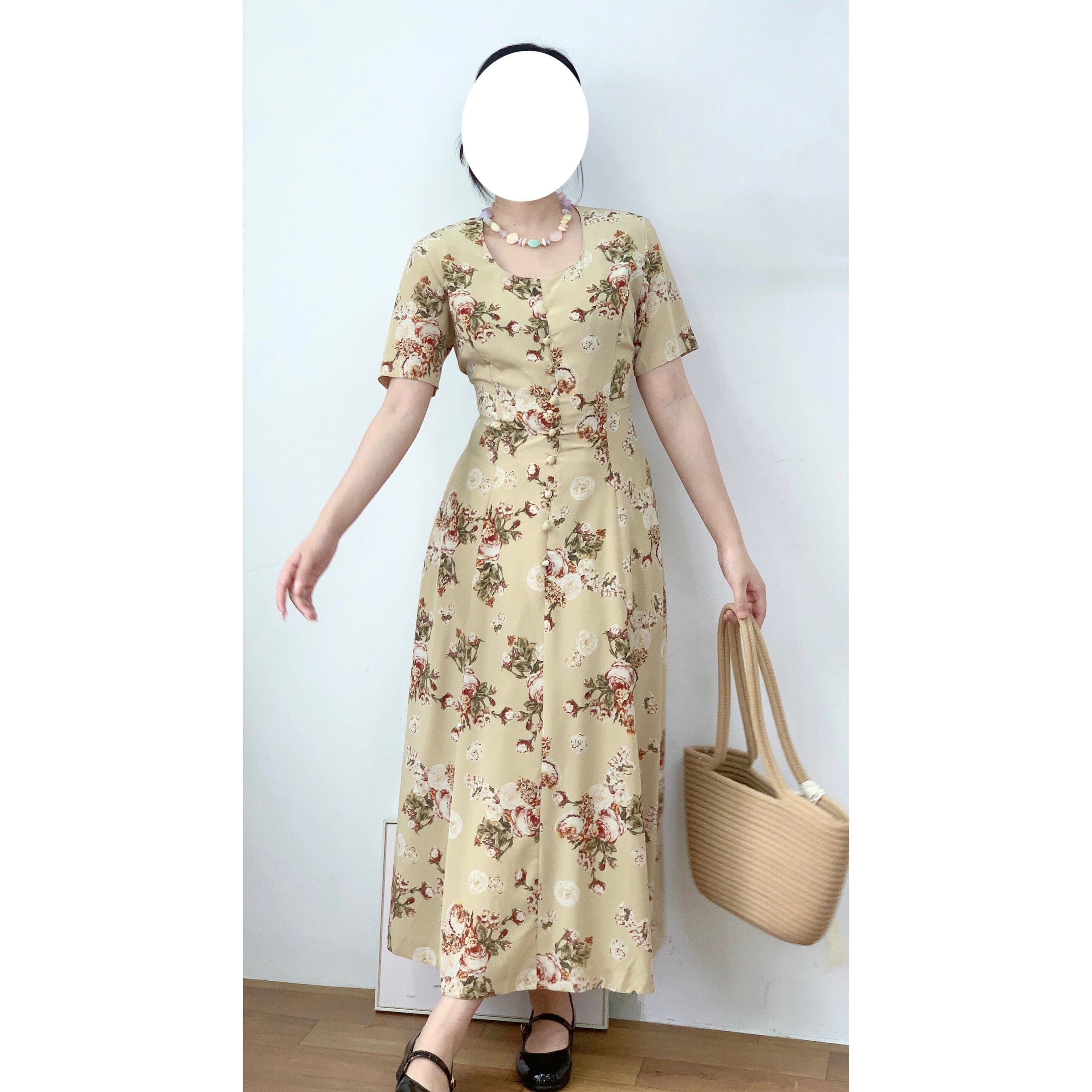 古着森系田园碎花背后绑带连衣裙图片