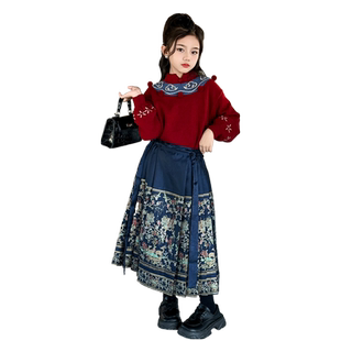 波姆熊女童红色毛衣裙子套装2025冬装新款儿童复古装中国风马面裙