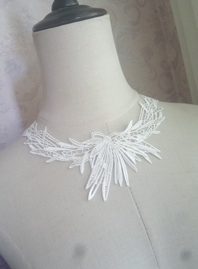 时尚白色水溶领口花边圆领百搭立体花朵前领镂空刺绣装饰假领子女