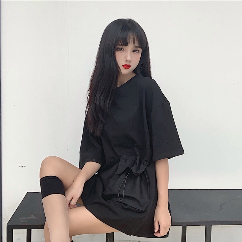 Mesh red pocket design, loose and versatile back button, hollow out hip hop medium length T-shirt