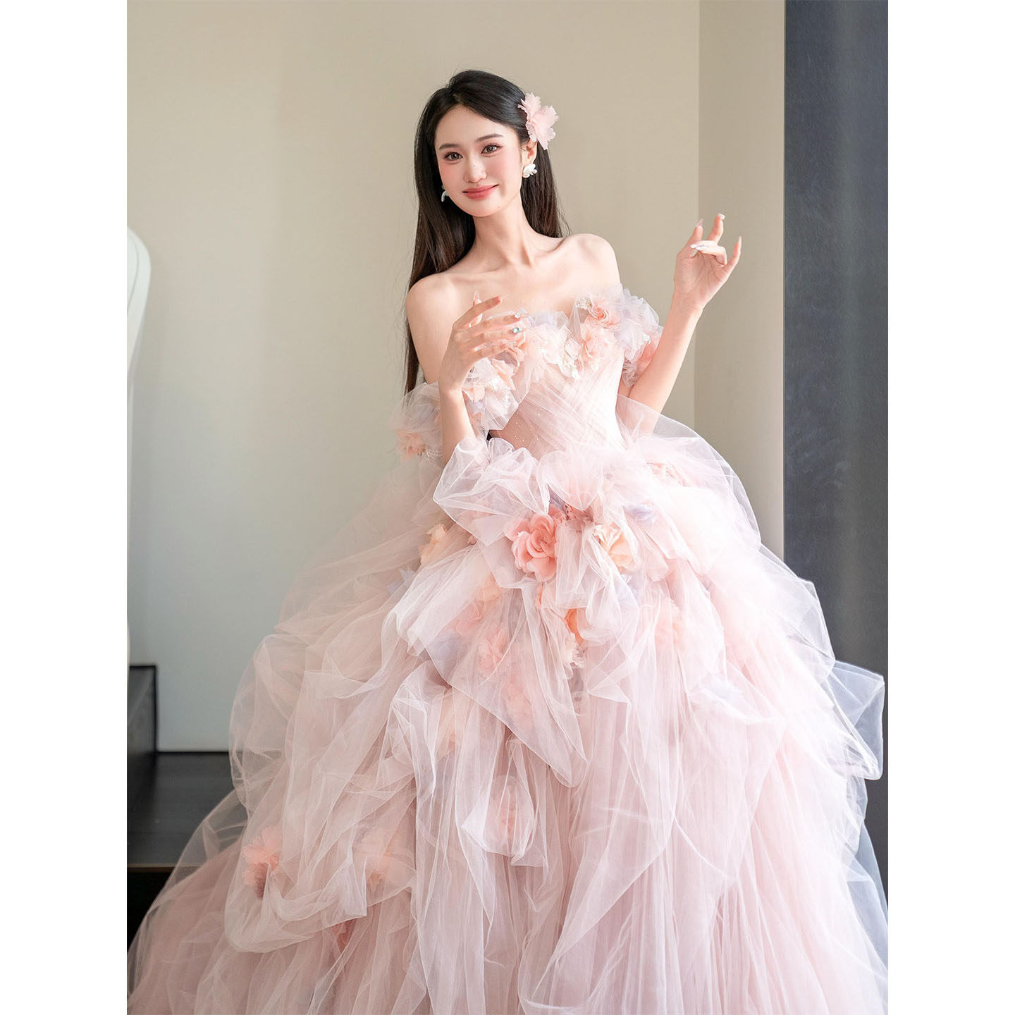 粉色晚礼服女2026新款宴会轻奢小众订婚生日成人礼蓬蓬在逃公主裙