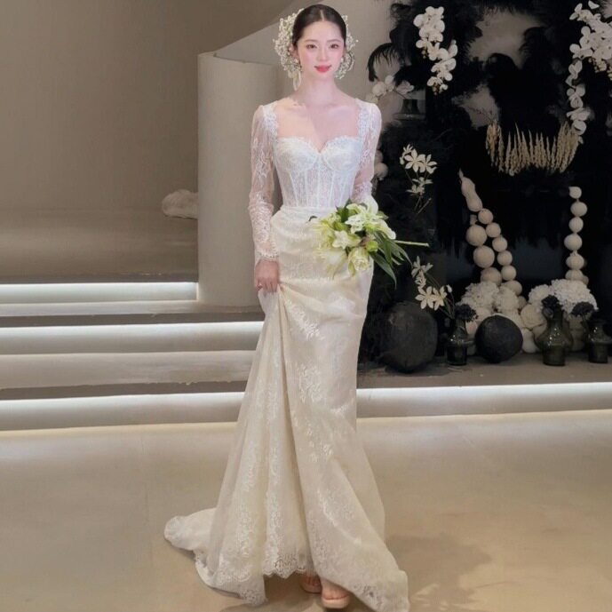 蕾丝绝美超仙长袖鱼尾轻婚纱新娘高级感出门纱拖尾订婚礼服晨袍裙