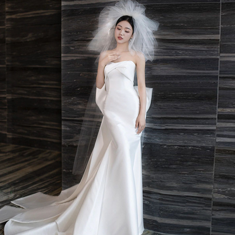 鱼尾轻婚纱抹胸缎面法式高级感外景旅拍婚纱新娘结婚小礼服出门纱