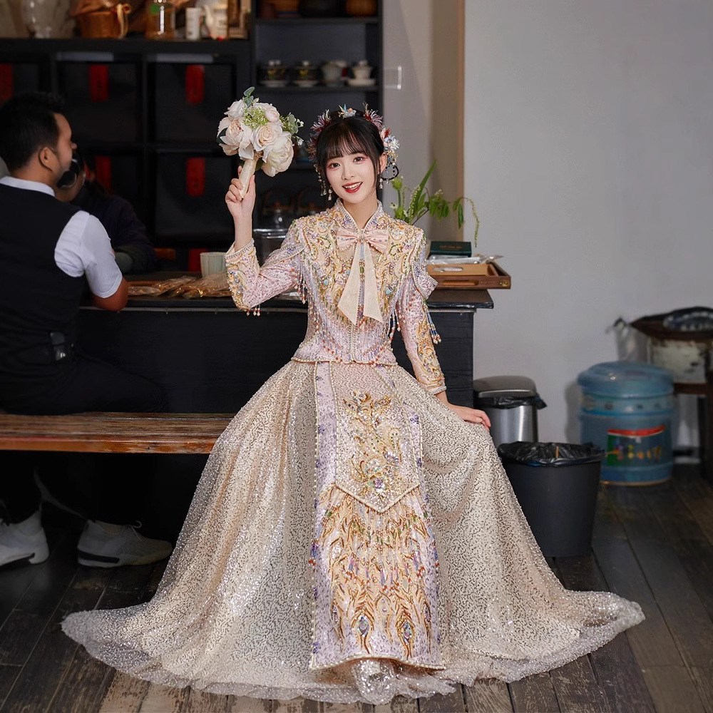 新中式秀禾服新娘2024新款夏季甜美蝴蝶结高级奢华秀和服香槟粉色